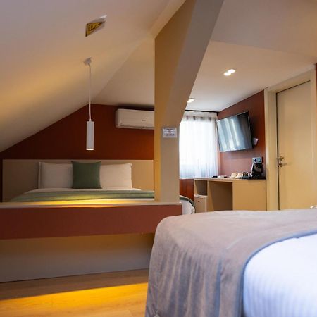Hotel Ma Belle Pristina Buitenkant foto