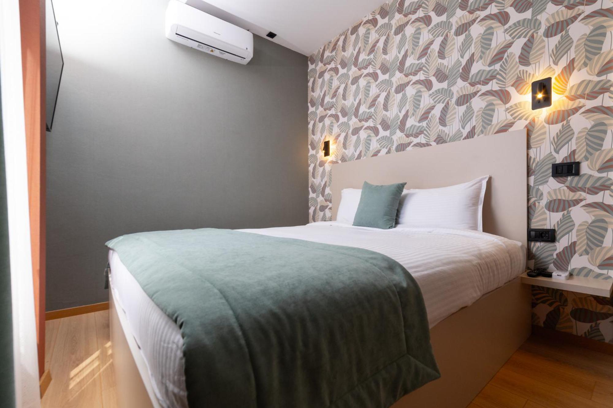 Hotel Ma Belle Pristina Buitenkant foto